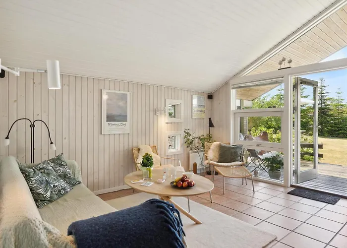 Front In With Wifi Сasa de vacaciones *